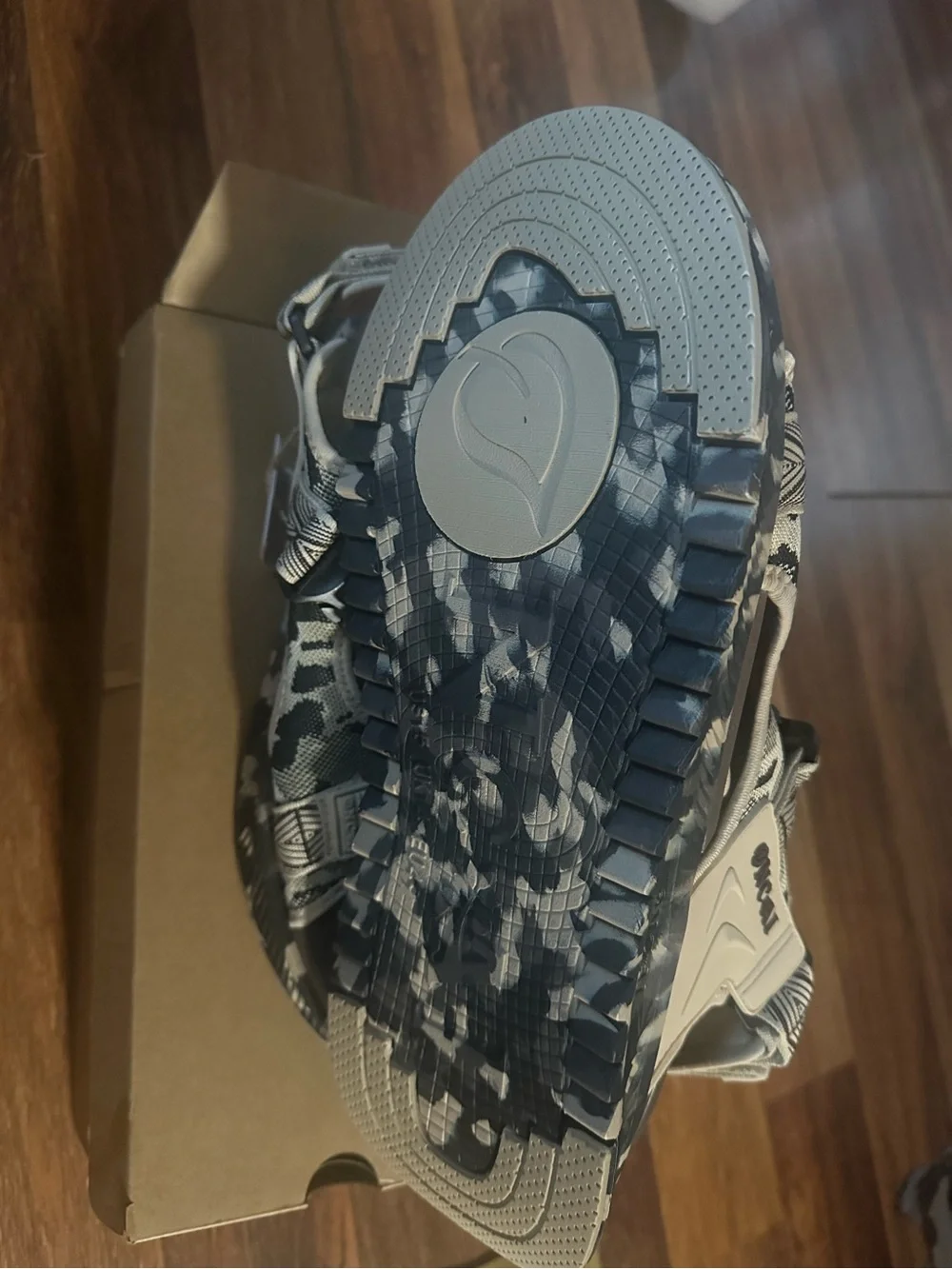 ONCAI Arch Support Adjustable Straps Men's Hiking Walking Sandals size 15
